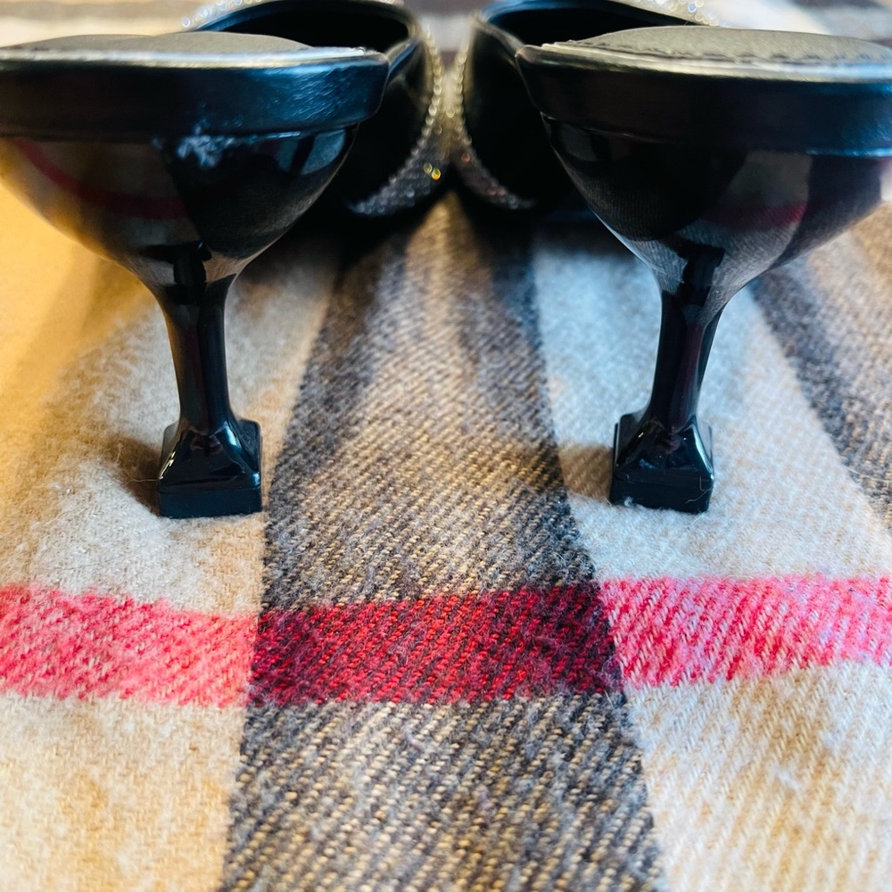 š¦ Express Women's Black and Silver Heels š¦ - Picture 4 of 6